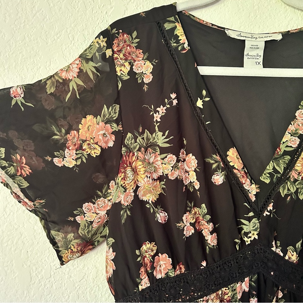 1X American Rag floral dress